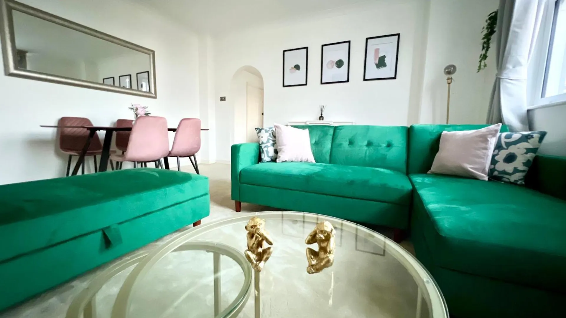 Serene Ocean Side Apartment Btn 브라이턴 0*,  영국