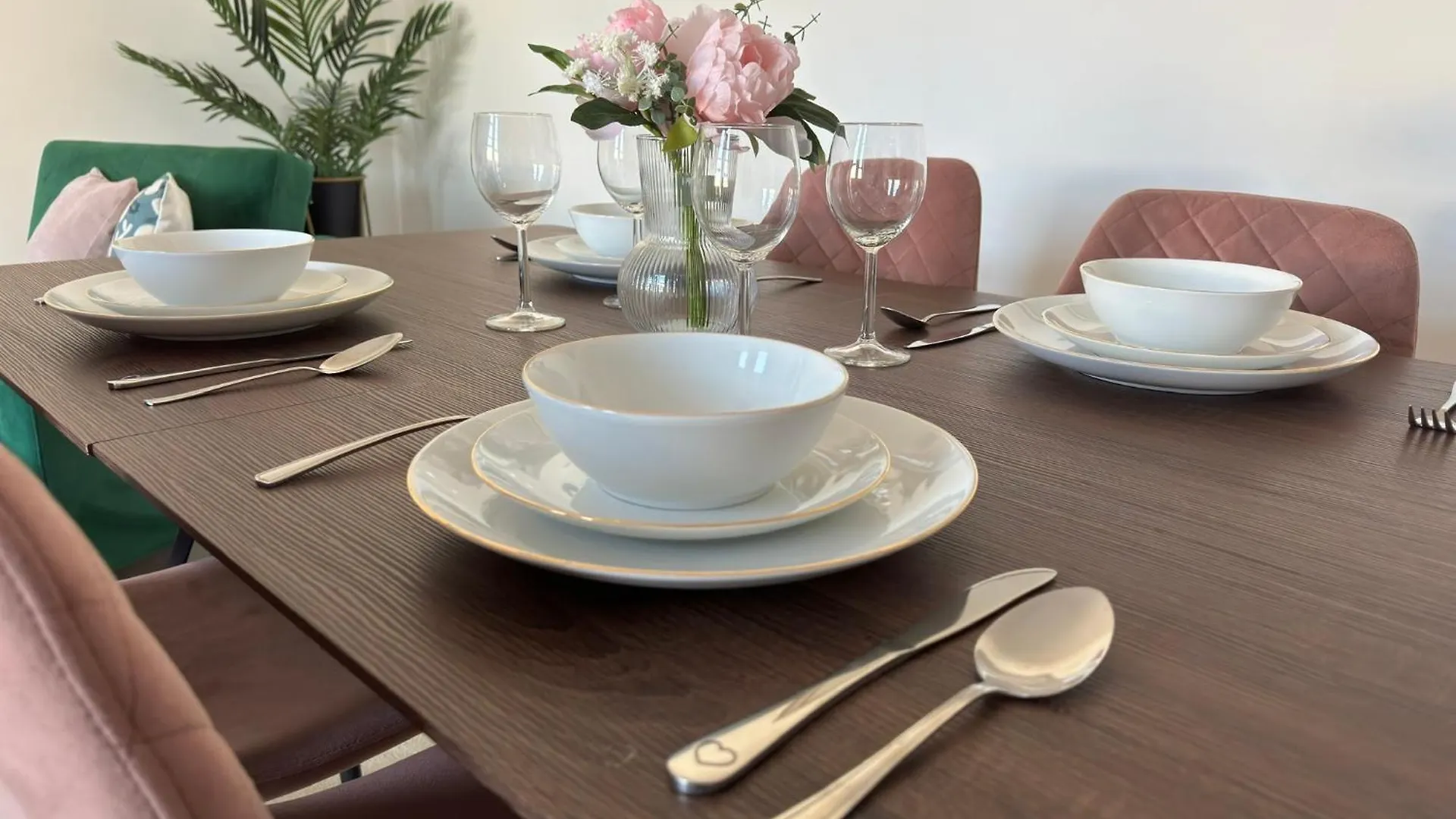Serene Ocean Side Apartment Btn 브라이턴 영국