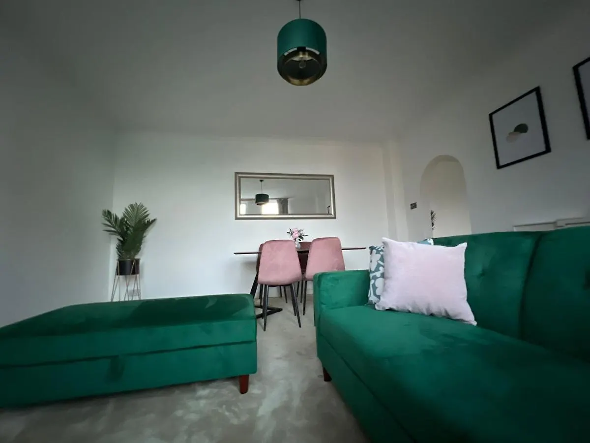 Serene Ocean Side Apartment Btn 브라이턴 영국